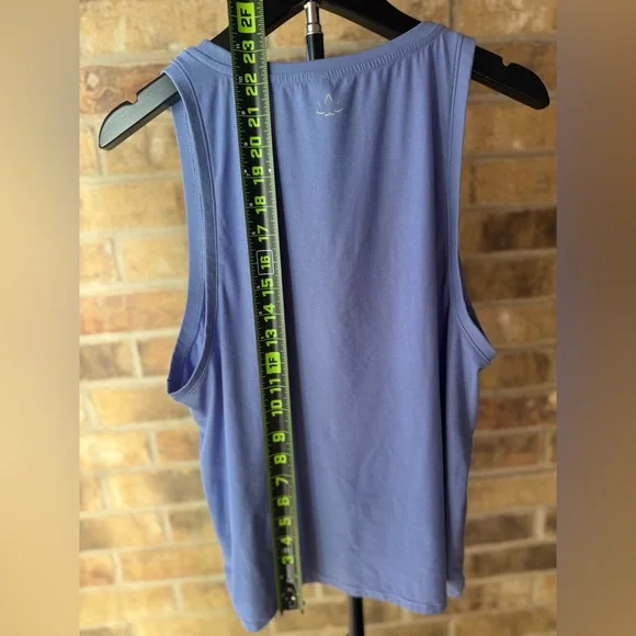 Beyond yoga tank - Picture 7 of 7